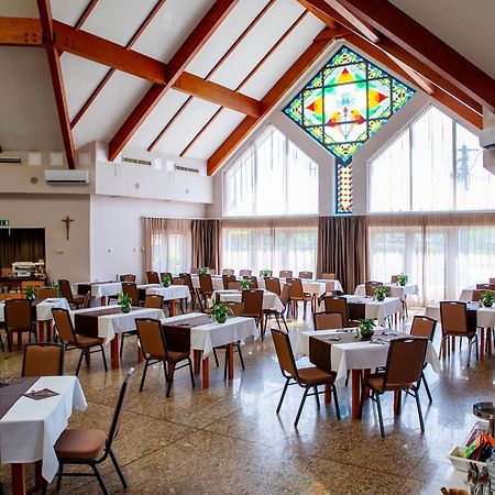 Orchidea Hotel Lipót Zewnętrze zdjęcie
