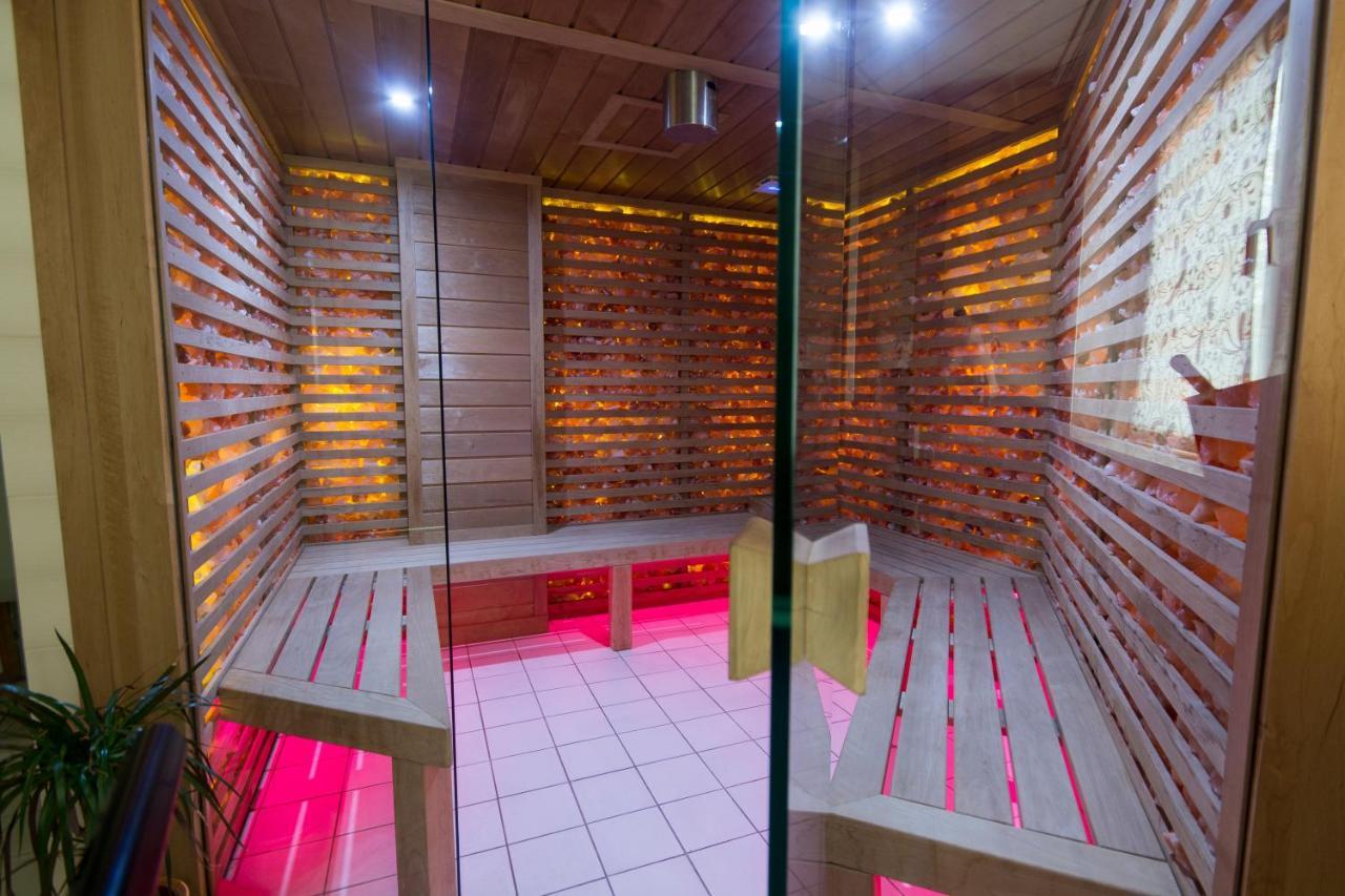 Orchidea Hotel Lipót Zewnętrze zdjęcie